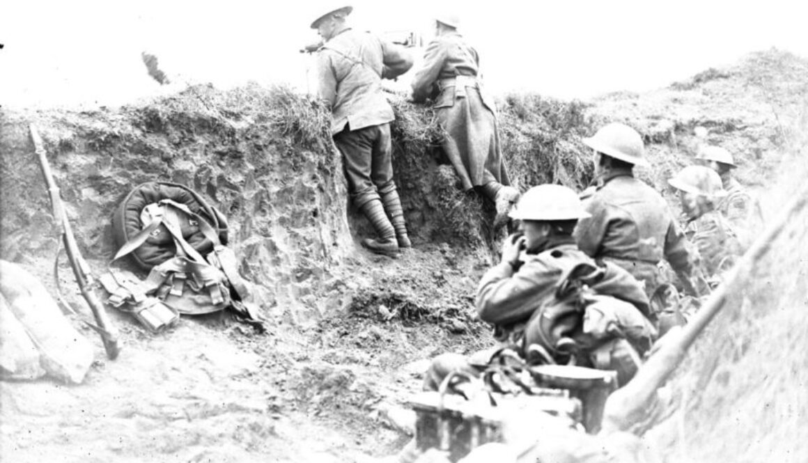 103_Canadian Machine Gunners establishing themselves in a captured Trench. Advance East of Arras. September, 1918.